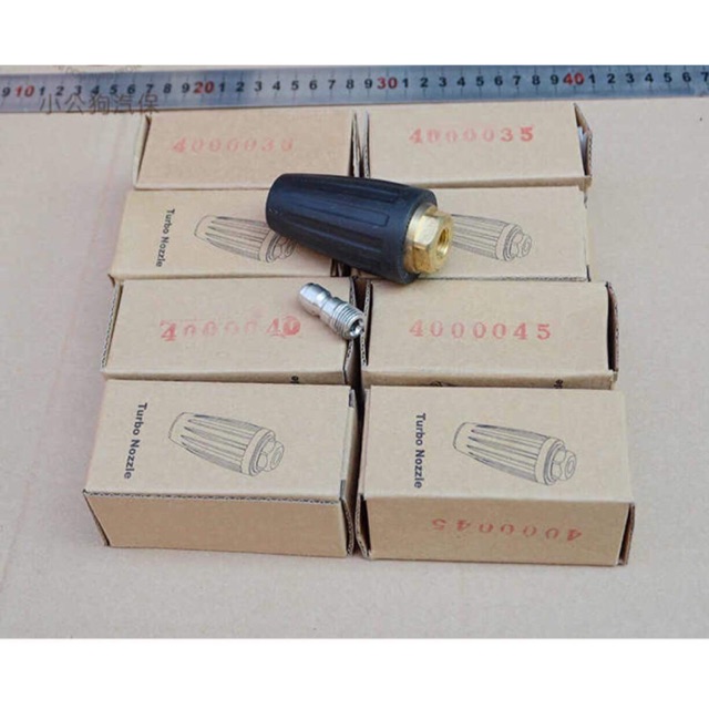 đầu xịt lốc xoáy