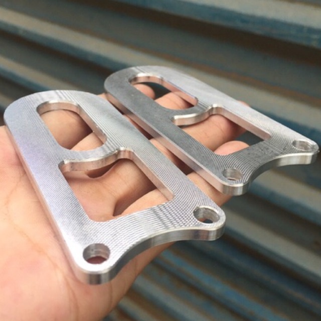Nẹp gấp nhôm cnc gắn được mọi xe gấp vuông trừ xe Tank