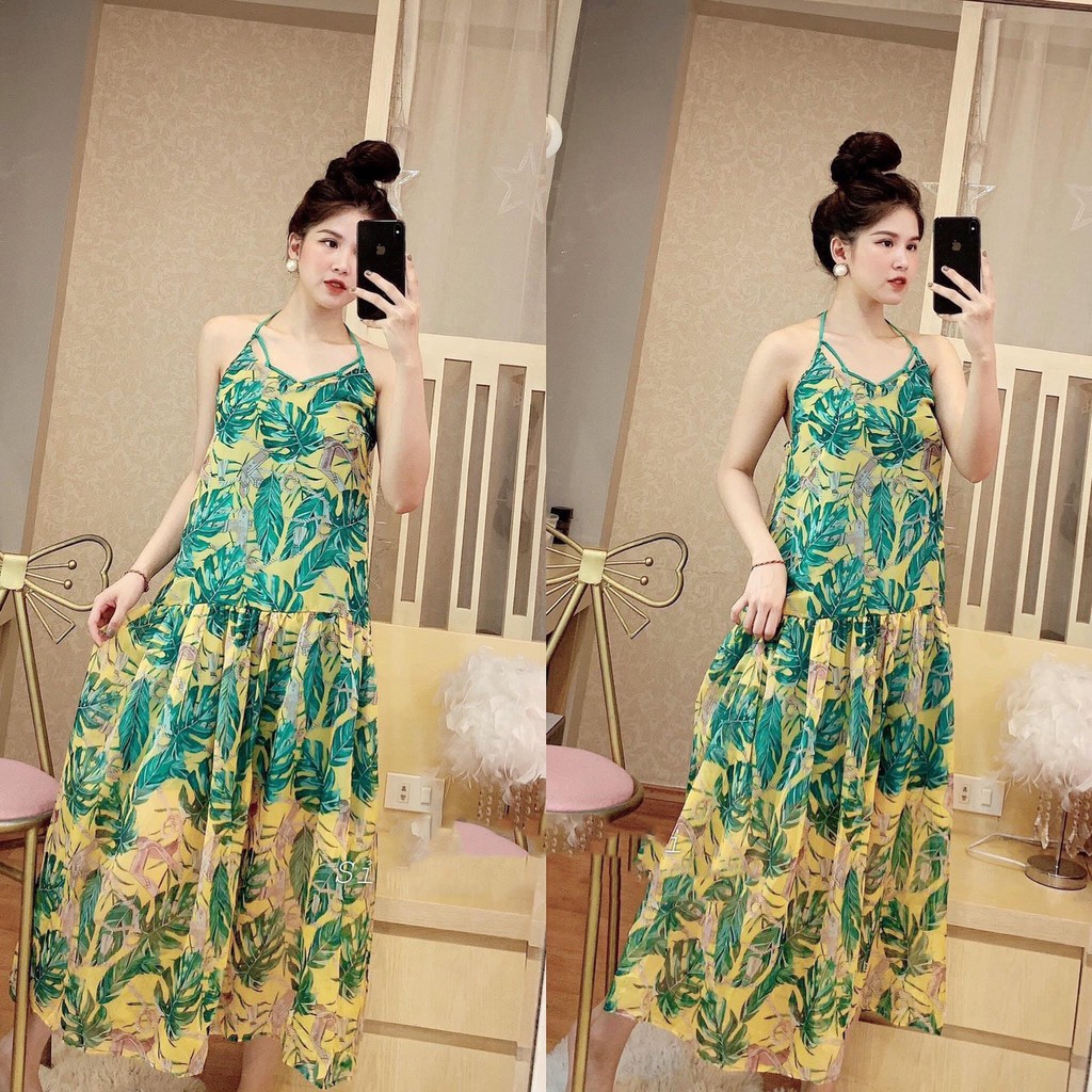 Đầm cổ yếm hoa