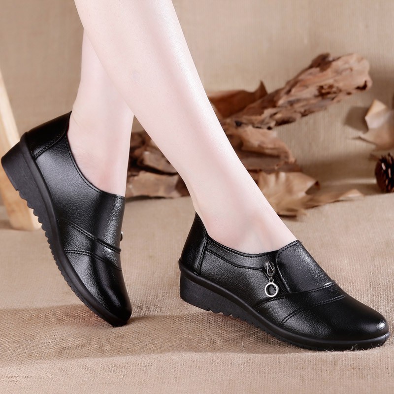 Giày Lười Đế Bằng Chống Thấm Nước Phối Khóa Cài Màu Trắng Thời Trang Cho Nữ Y Tá