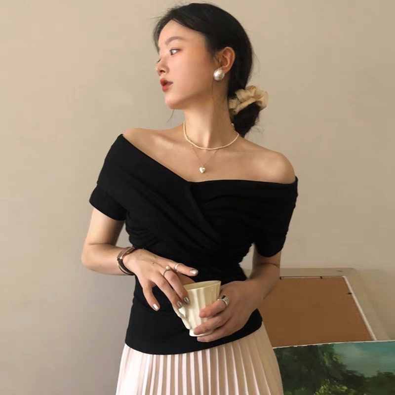 Set thời trang nữ áo trễ vai thun ngắn tay + chân váy xếp ly lưng chun sang trọng