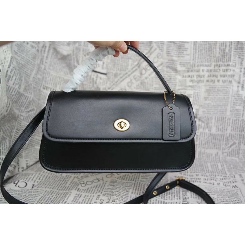 ❤️COACH TURNLOCK CLUTCH CROSSBODY BAG