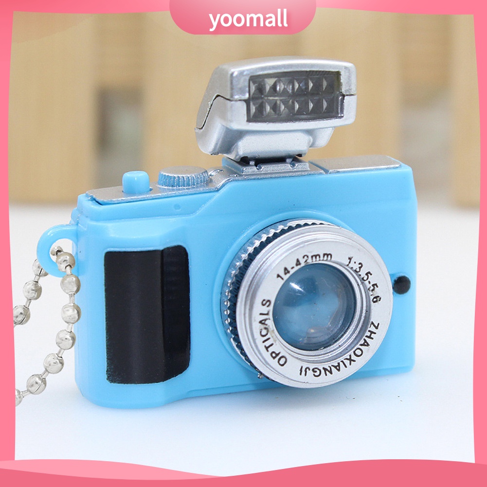 Móc Khóa Hình Máy Ảnh Mini Có Đèn LED Và Âm Thanh Điện Thoại