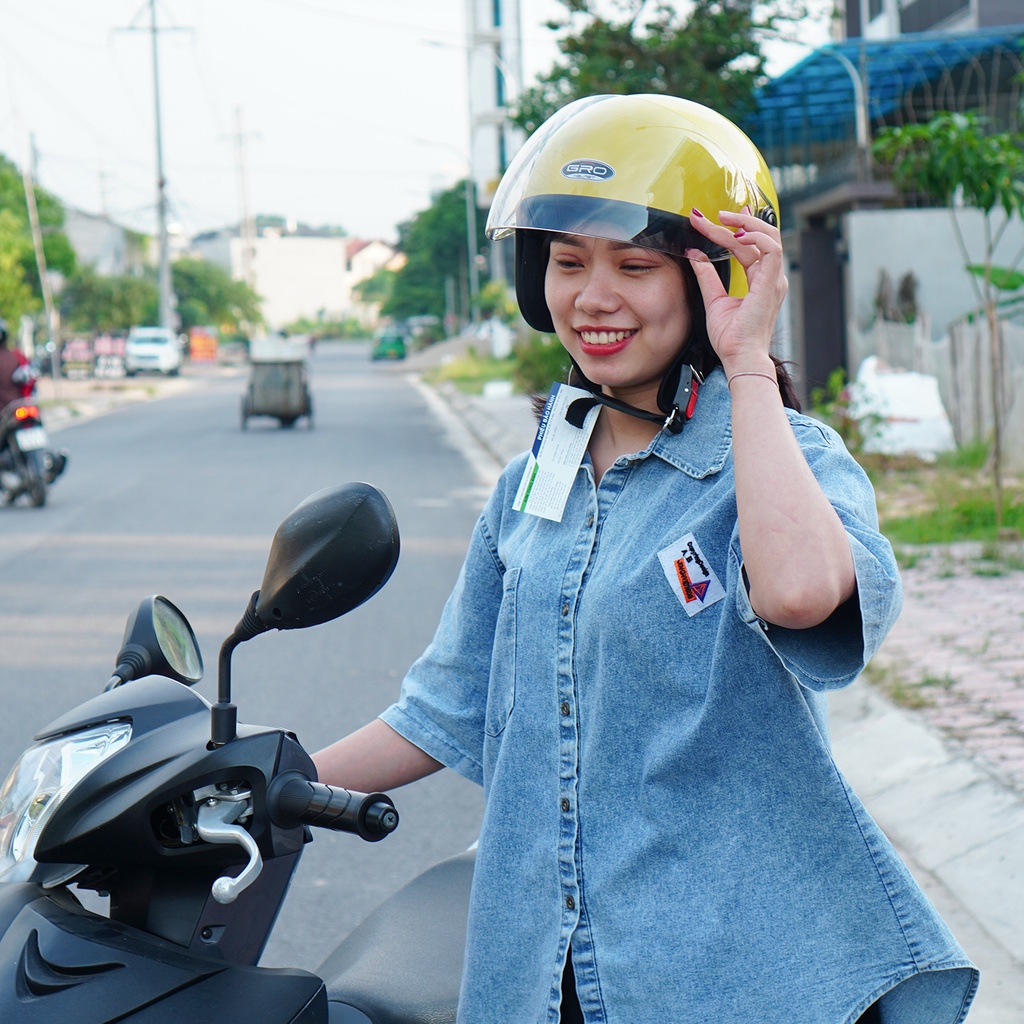 Mũ Bảo Hiểm 3/4 đầu GRO Helmet T818 có kính dài che cả mặt, kiểu dáng thời trang cho nữ, khóa kim loại - Vàng Bóng