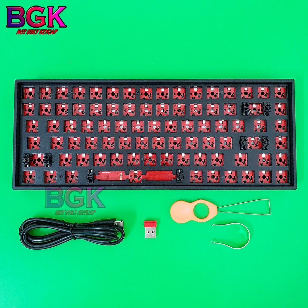 Bộ KIT DIY F84 Black RGB 3 chuẩn kết nối type-c 2.4G Bluetooth 5.0 Hotswap 5 pin có mút tiêu âm Pin 6000Mah