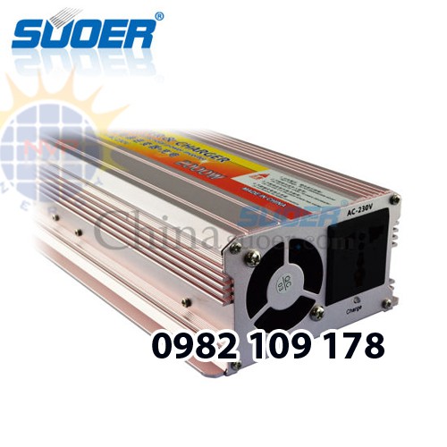 Inverter chuyển đổi điện từ 12V lên 220V 2000W SUA-2000C có sạc ắc quy