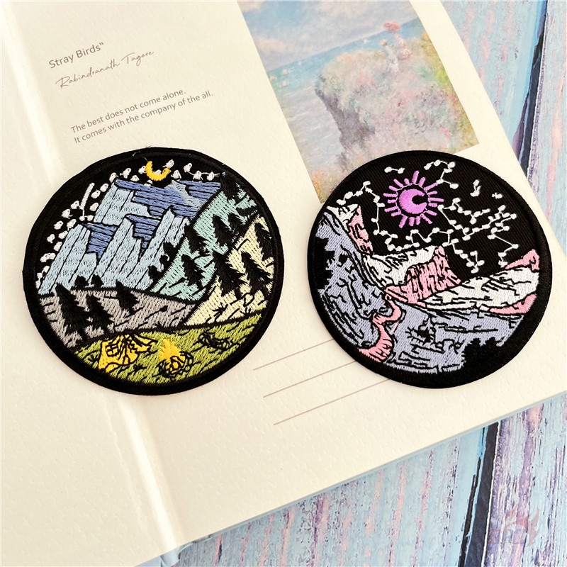 ☸ Miếng Dán Ủi Lên Quần Áo In Hình Adventure - Roam ☸ 1 Sticker Ủi Thêu Hình Huy Hiệu