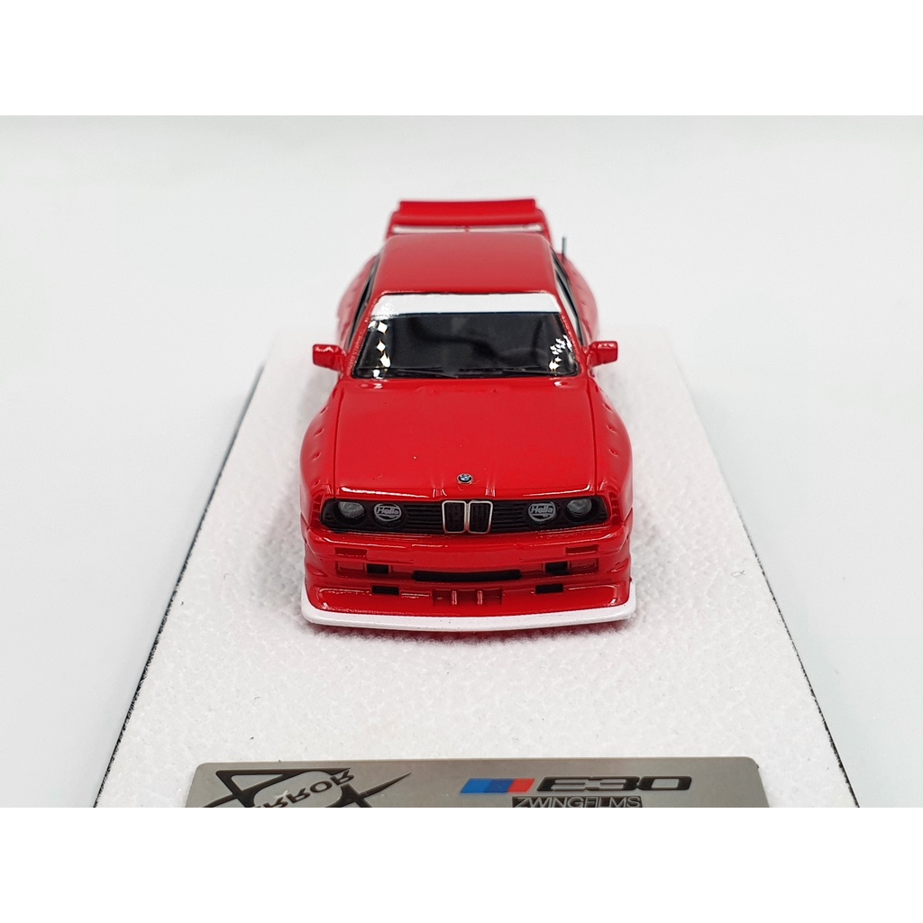 Xe Mô Hình BMW M3 &quot; E30 &quot; ZwingFils &quot; Supreme in Red limited to 399 1:64 ERROR (Đỏ Supreme)