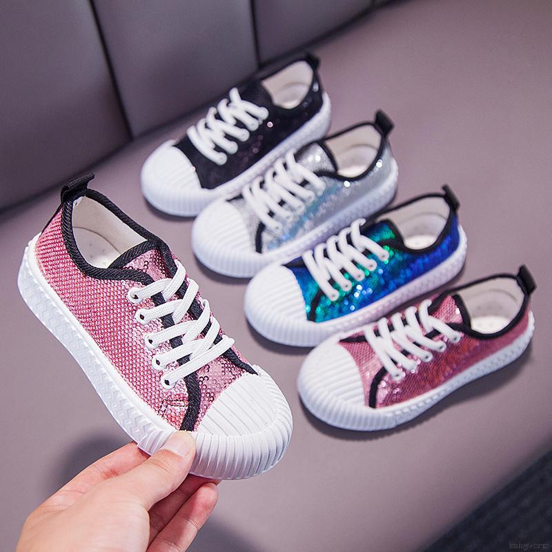 Giày thể thao thắt dây trang trí kim tuyến phong cách Hàn Quốc cho bé