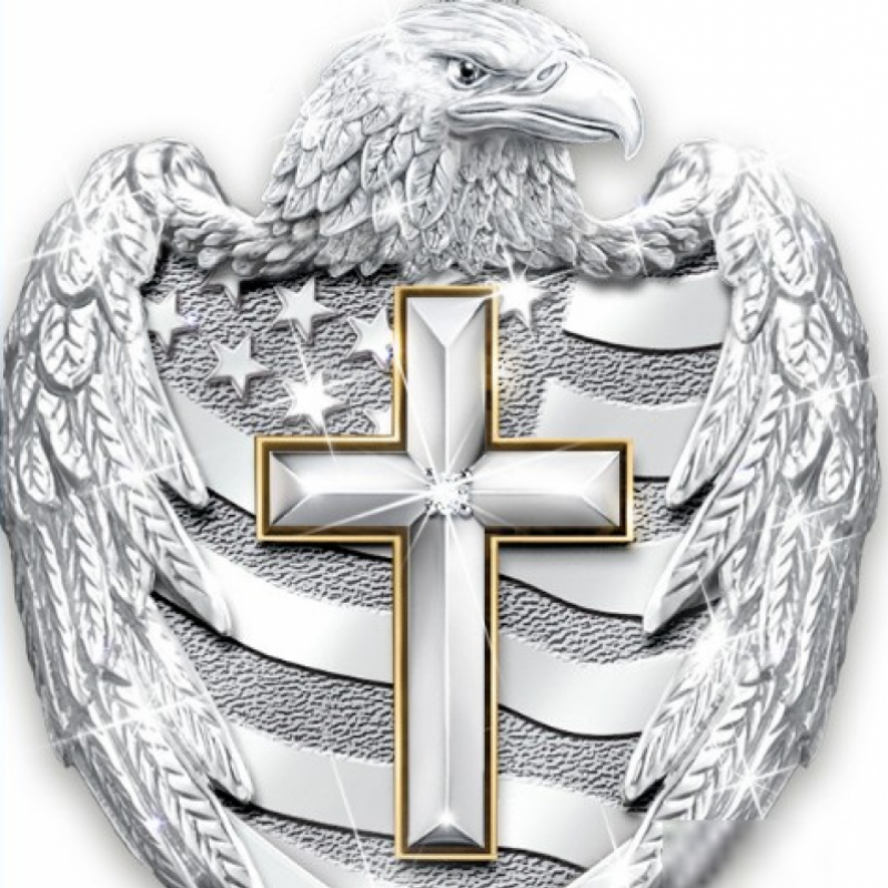 Vòng cổ Mặt Hình Chim Đại Bàng Và Thánh Giá Thời Trang Cho Nam