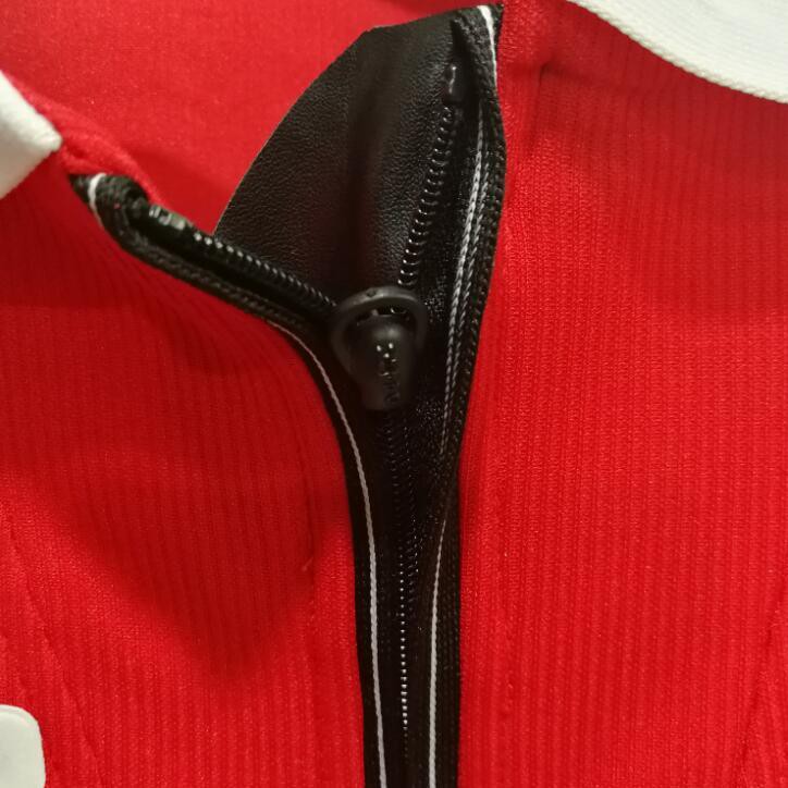 Bộ Quần Áo Bóng Đá Dài Tay Màu Đỏ Đội Tuyển Manchester United 1998