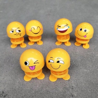Emoji nhún nhảy siêu yêu (kèm video,ảnh thật)