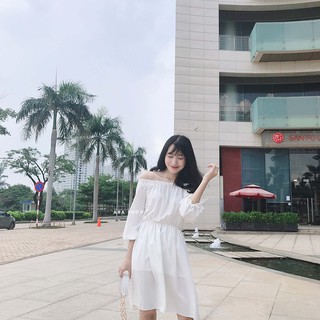 Váy trễ vai tay nơ