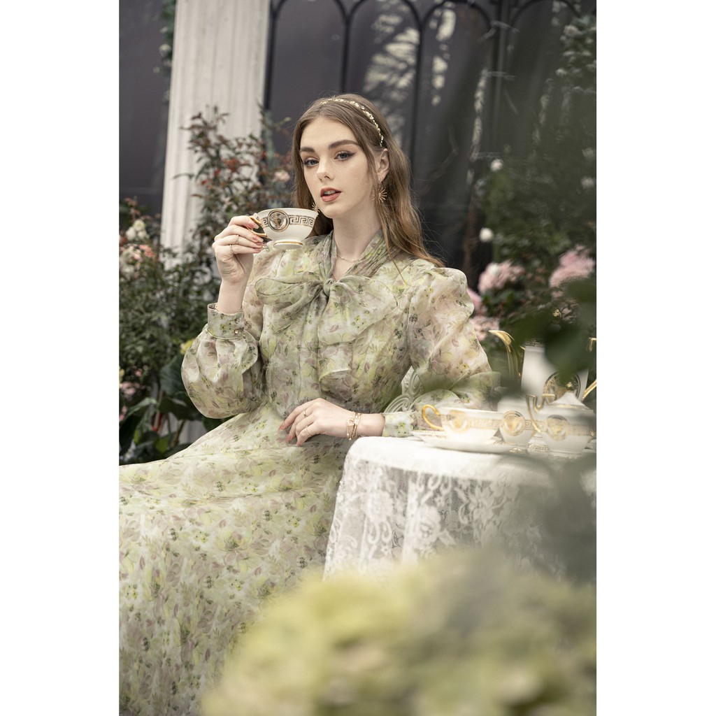 Đầm xòe cổ tim , cổ thắt nơ, tay bồng EMPSO DL4017