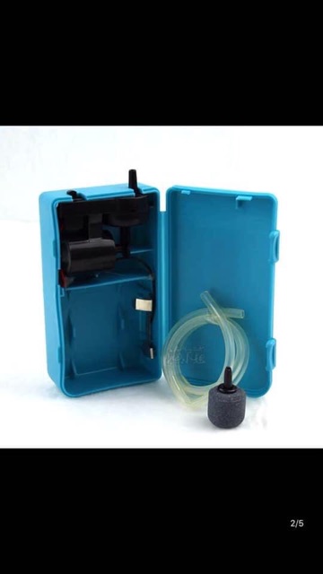 Sục cá chạy Sbằng pin(Bên e tặng kèm cả pin luôn nhé) hãng SOBO