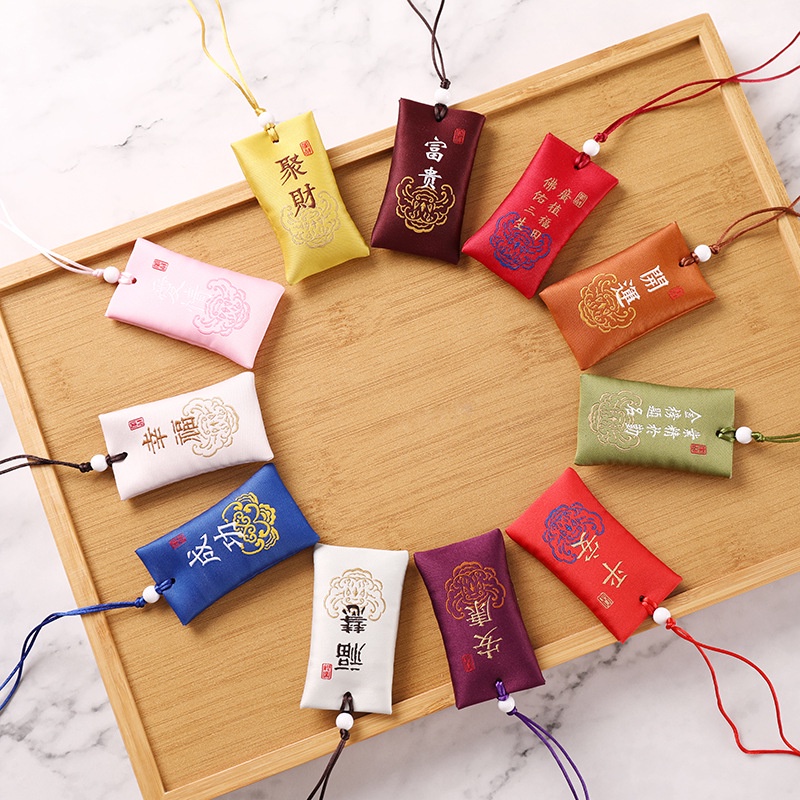 Túi Thơm Treo Tường Họa Tiết Thổ Cẩm May Mắn