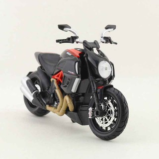 Xe Mô Hình Ducati Diavel Carbon - MAISTO tỷ lệ 1:18