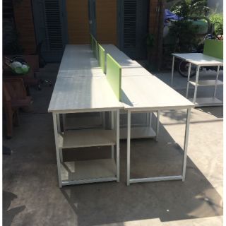 Bàn nhân viên vách ngăn