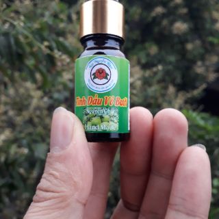 tinh dầu vỏ bưởi handmade