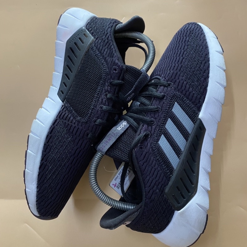 Giày chính hãng đã qua sử dụng