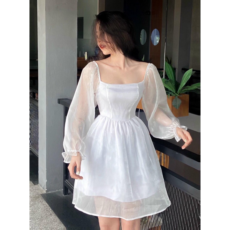 Đầm Xòe Tay Dài Trơn Phối Nhún Lưng