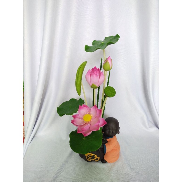 Chậu chú tiểu mẫu hoa sen cao 29cm