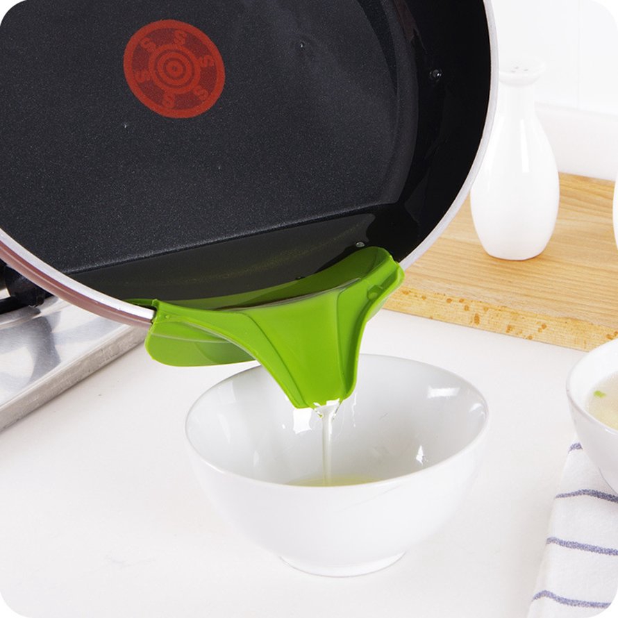 Phễu Silicon Đổ Nước Tiện Lợi