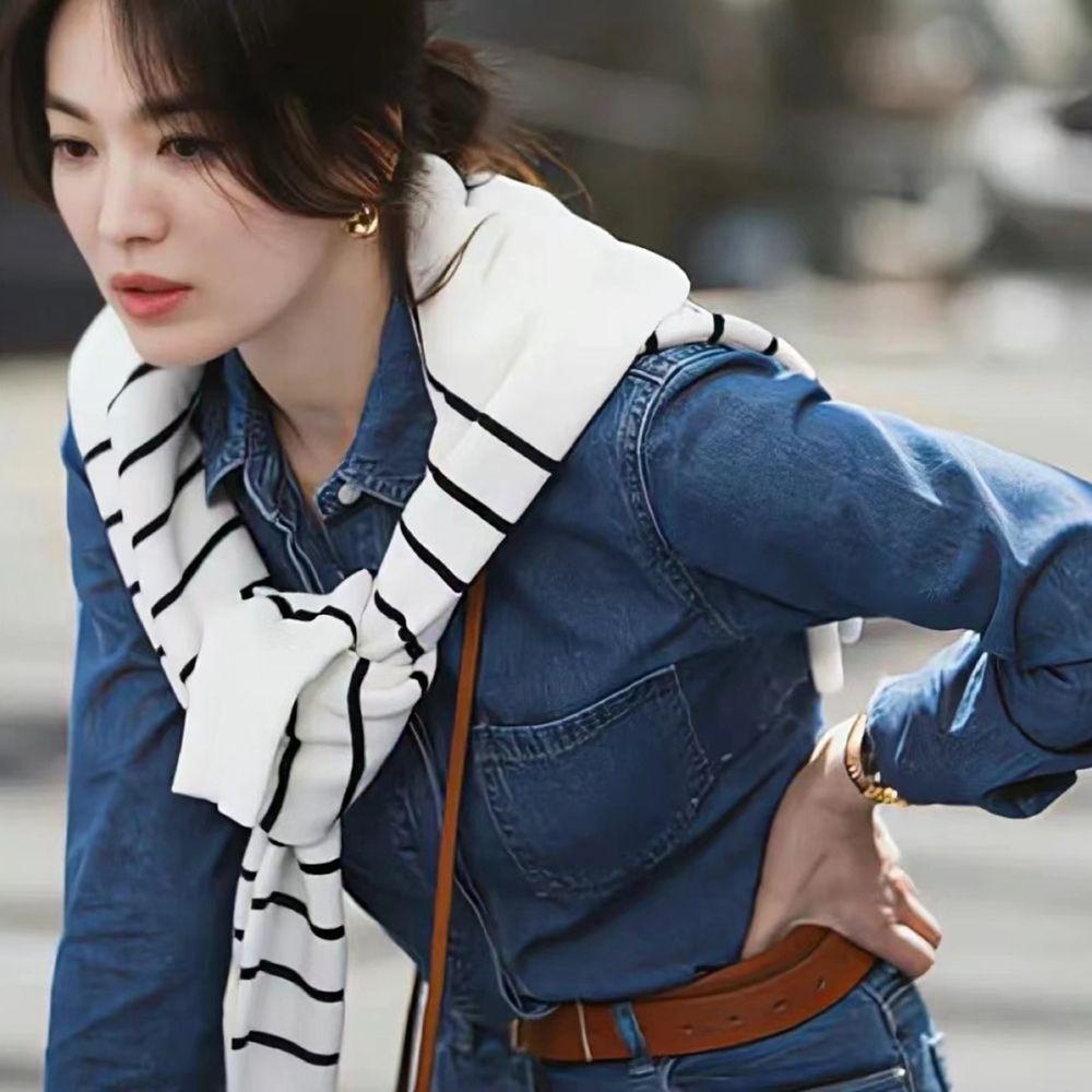 Khăn Choàng Cổ Dệt Kim Họa Tiết Kẻ Sọc Màu Sắc Retro Ấm Áp Thời Trang Cho Nữ