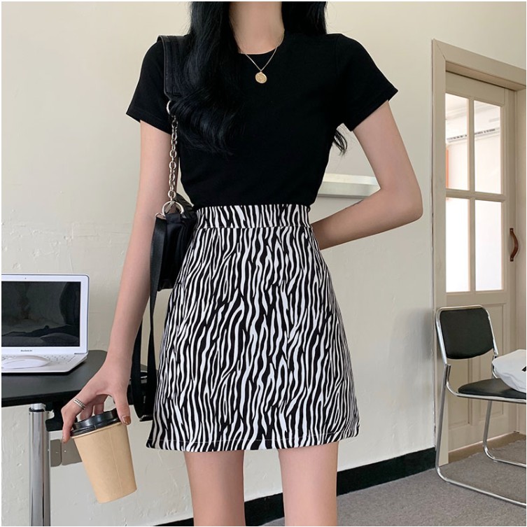 Chân Váy Chữ A Lưng Cao Họa Tiết Sọc Thời Trang Dành Cho Nữ | BigBuy360 - bigbuy360.vn