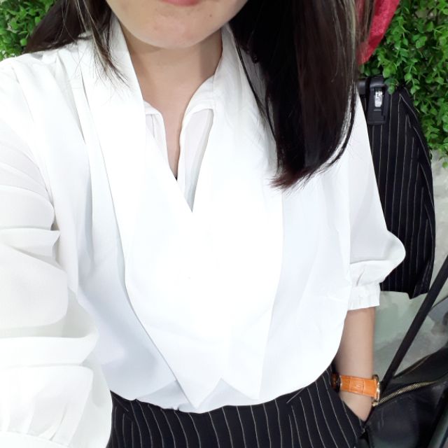 Áo sơ mi thiết kế cột nơ tay lỡ