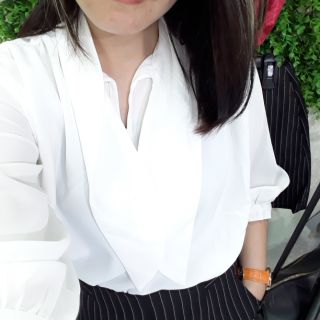 Áo sơ mi thiết kế cột nơ tay lỡ