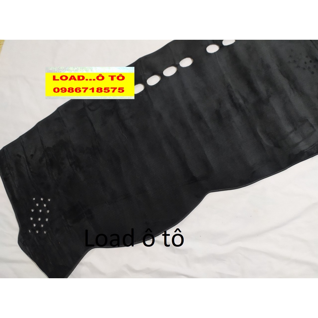 Thảm Chống Nắng Taplo Xe Mitsubishi Outlander 2022-2018 Mẫu Nhung Cao Cấp