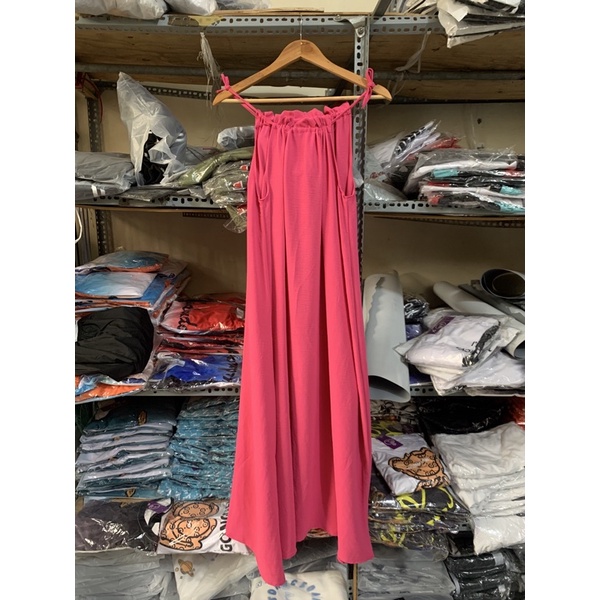 đầm maxi cổ yếm vãi dũi | BigBuy360 - bigbuy360.vn