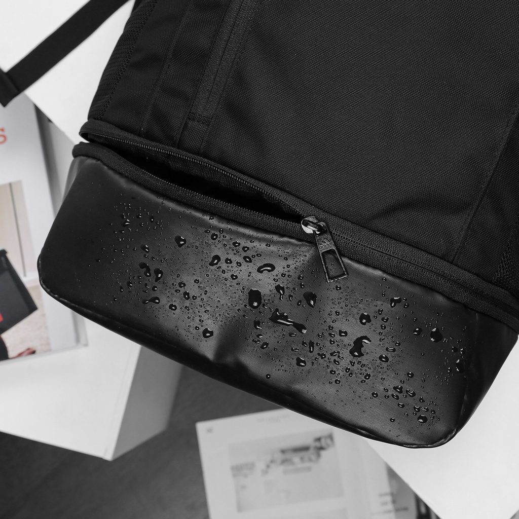 Balo Du Lịch Nam Nữ Cỡ Lớn Chống Nước Phượt Medium Rucksack Có Ngăn Đồ Dơ Giày Riêng