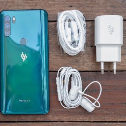 VSMART, Adapter, củ sạc nhanh 18W Qualcomm Quick Charge 3.0 Vsmart chính, cáp sạc, tai nghe vinsmart vsmart