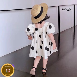 Váy chấm bi siêu dễ thương cho bé