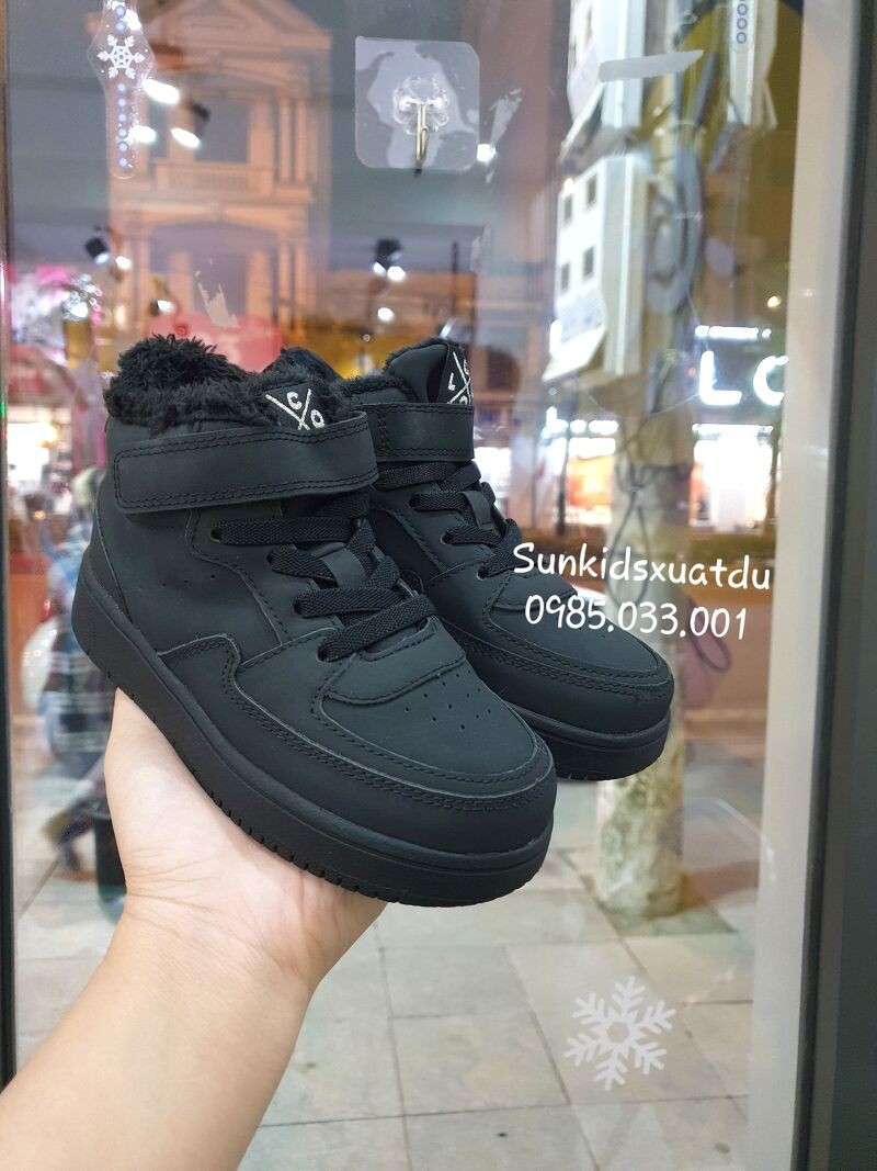 Sneaker cao cổ lót lông Đen