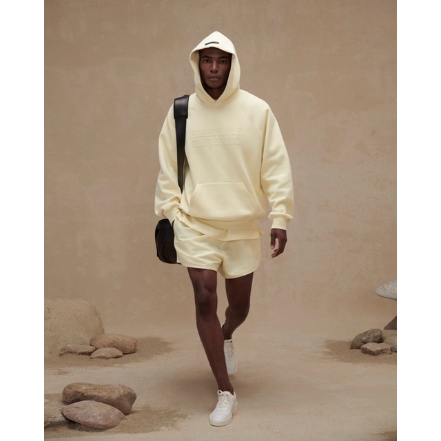 /HÀNG CHÍNH HÃNG/ ÁO NỈ HOODIE ESSENTIALS - MÀU EGGSHELL 2022
