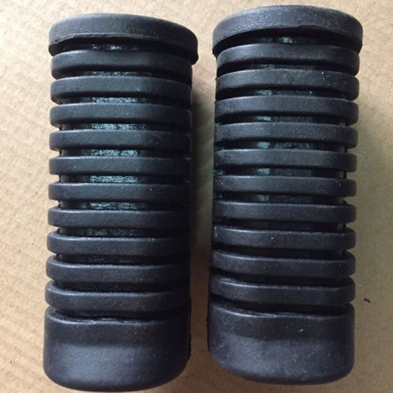 cao su để chân xe dream(giá 1 cặp)