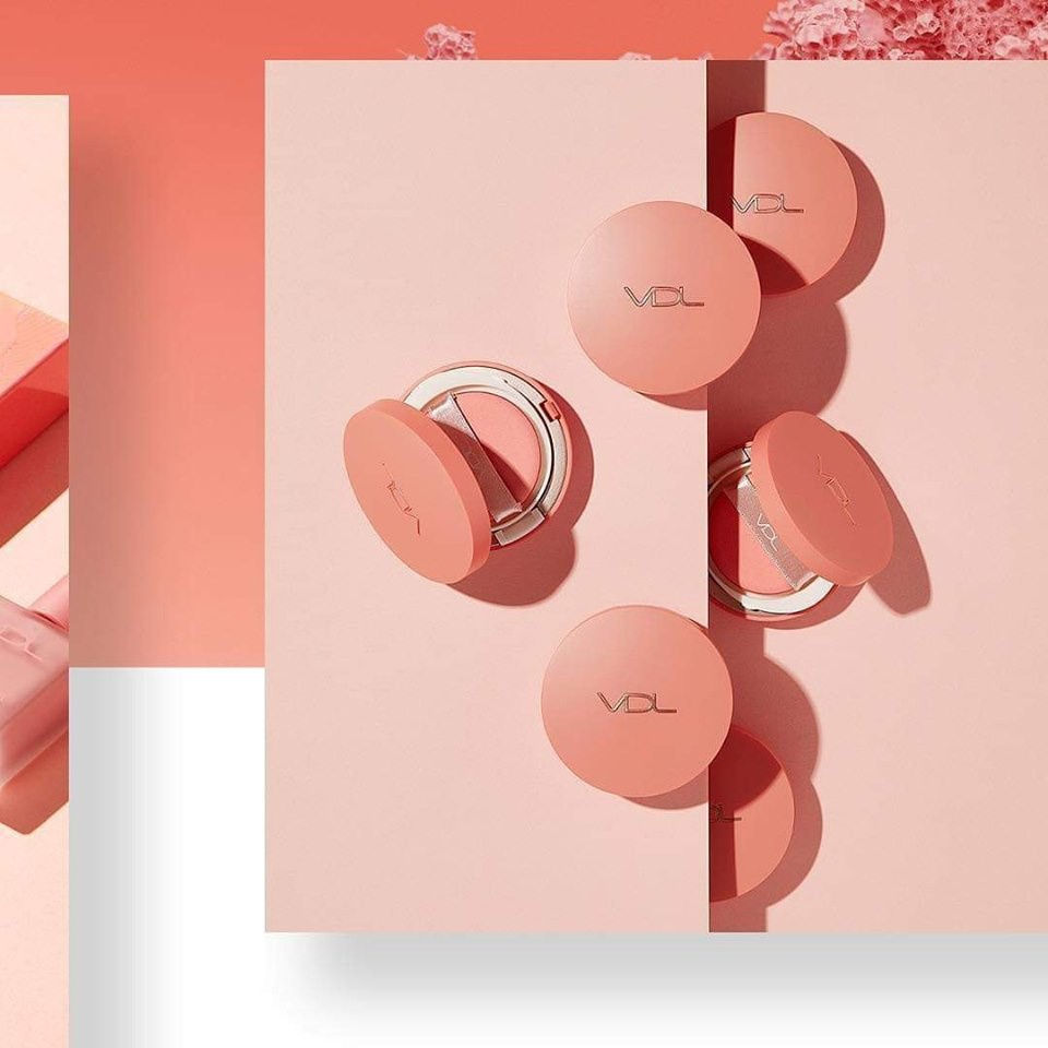 [ĐỌC KỸ MÔ TẢ] Phấn nước kiềm dầu che phủ hoàn hảo VDL PANTONE 2019 Expert Tone Up Cushion (màu A02 tương đương tone 21)