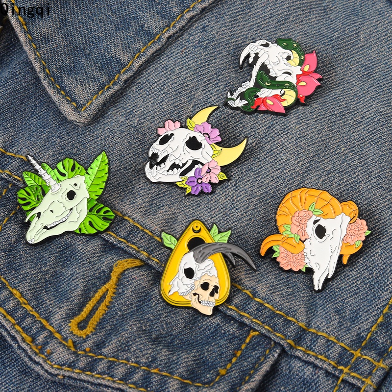 Ghim cài áo MISS ZOE hình đầu lâu phong cách gothic cá tính