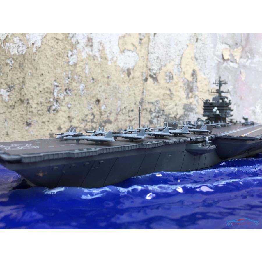 ​Mô hình quân sự Tàu Sân bay ENTERPRISE CVN-65 tỷ lệ 1:700