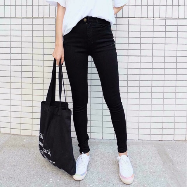 Quần skinny jeans đen dáng dài