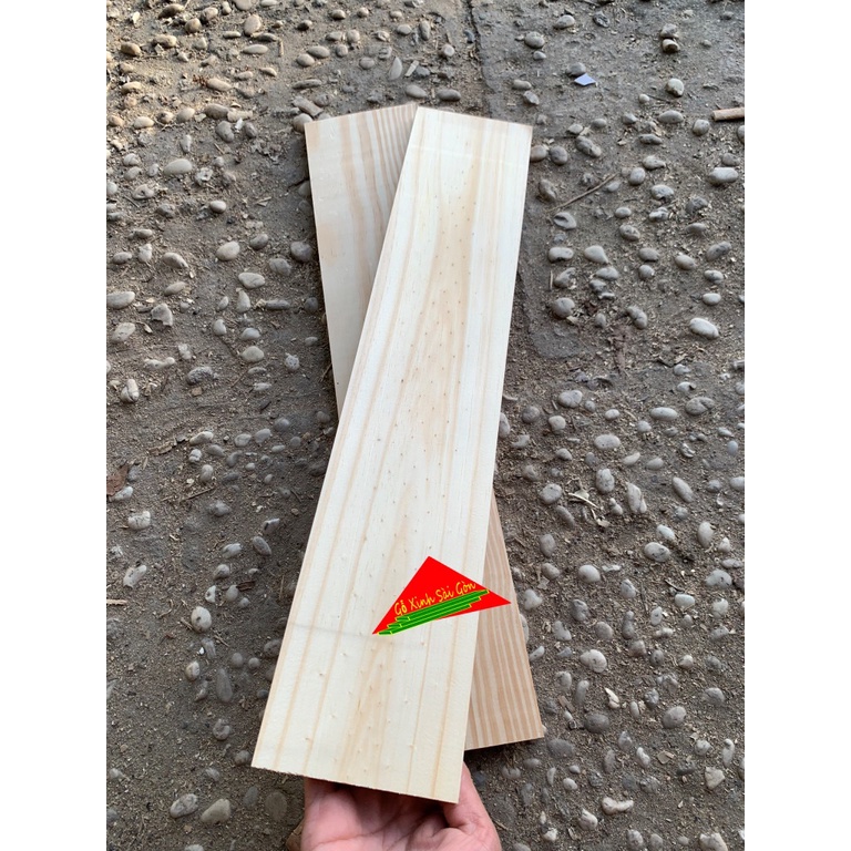 Thanh gỗ thông dày 1cm, dài 50cm, rộng 10cm đã bào láng đẹp 4 mặt phù hợp làm kệ, ốp tường, trang trí, decord