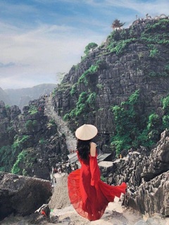 đầm maxi đỏ nhún tùng xoè