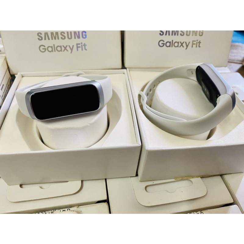 Đồng hồ thông minh Samsung Galaxy Fit R370 chính hãng fullbox