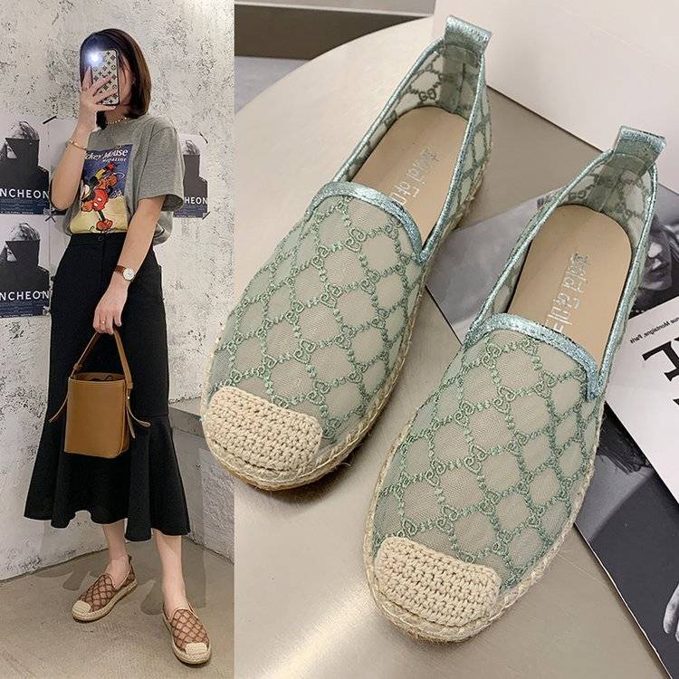 Giày Lười Đế Bằng Thiết Kế Đục Lỗ Thoáng Khí Thời Trang Xuân Hè Dễ Phối Đồ Cho Nữ