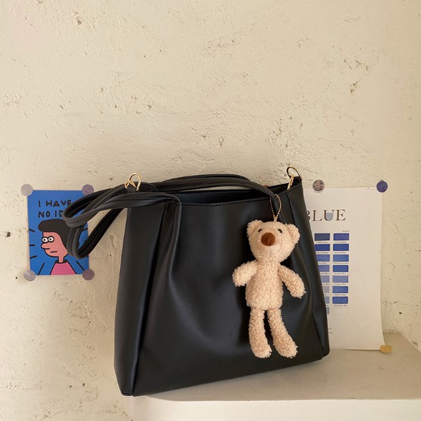 Túi tote da đeo 2 kiểu tặng kèm gấu vừa A4 giá yêu P089