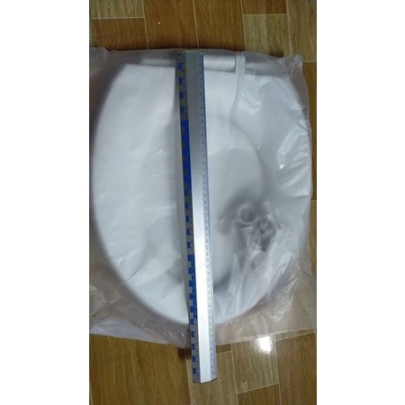 Nấp bồn cầu trắng phù hợp hầu hết các loại bồn cầu .