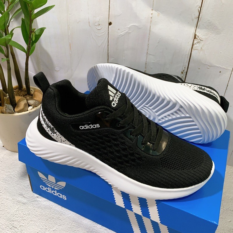 Giày nam thể thao đen nhẹ êm bền - Chuẩn 554